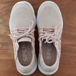 Women's Sperry Sneakers, Boat Shoes (Size 6)